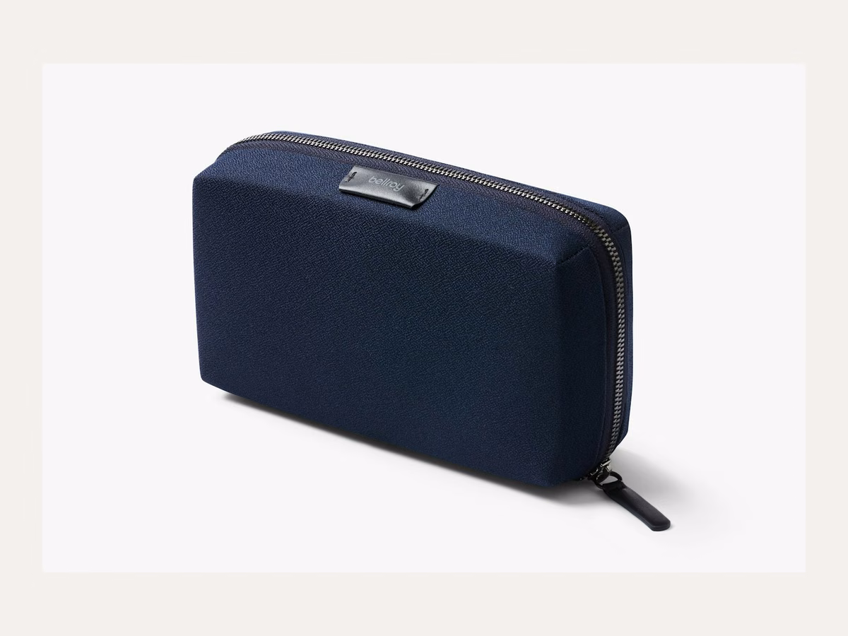 Bellroy Tech Kit in navy
